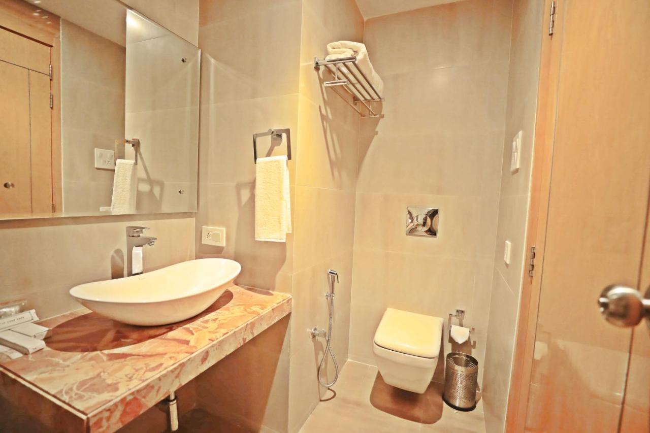 Bindiram Express By Shrigo Hotels Sitapur Muafi Zewnętrze zdjęcie