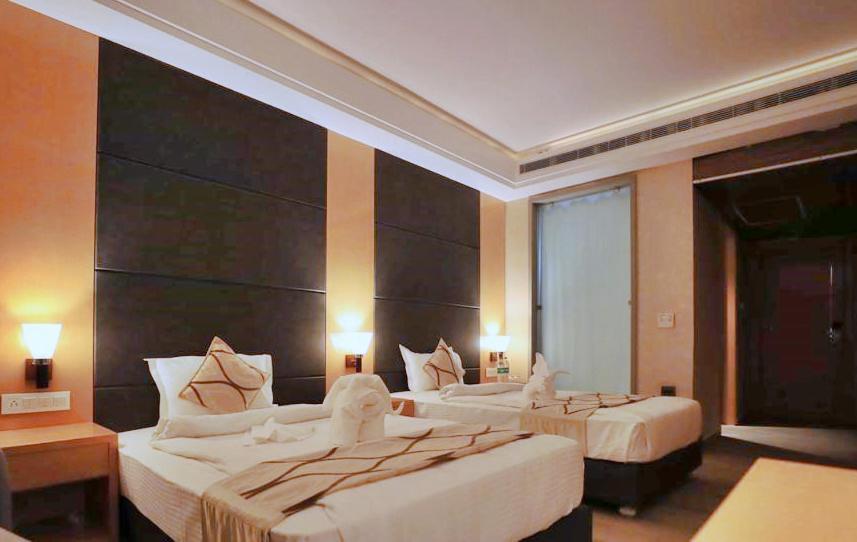 Bindiram Express By Shrigo Hotels Sitapur Muafi Zewnętrze zdjęcie